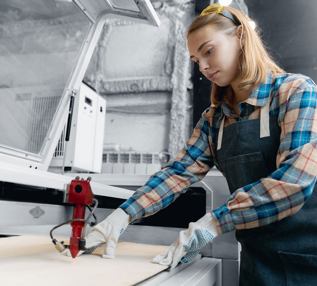 Radiant-Manufacturing-digital-cnc-cutting